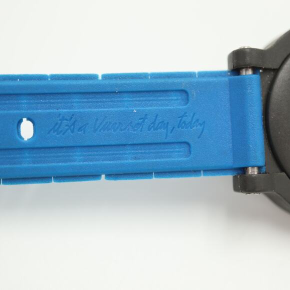 Vintage Vuarnet Swiss Made 38mm Date Watch Fiber Glass Bezel with New Battery - Picture 15 of 16